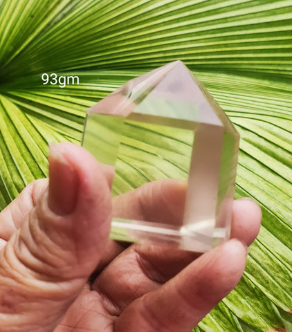 Clear Quartz point 93g