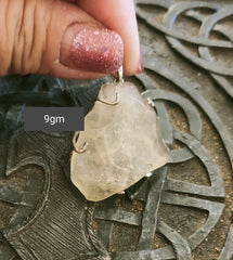 Libyan Gold Tektite Pendant 9gm