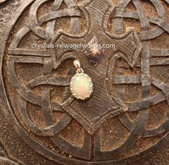 Pendant- Fire Opal   estimated *10x10mm