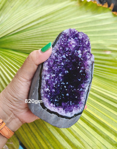 Amethyst Cluster 820gm