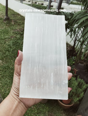 Crystal Selenite Large charger RAW * estimated 730gm 20x10cm x 1.5cm