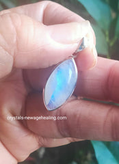 Pendant Moonstone oval * High Quality Shimmering